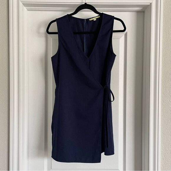 Gianni Bini Women Navy Wrap Brigitte Romper Jumpsuit Size M - Picture 4 of 12